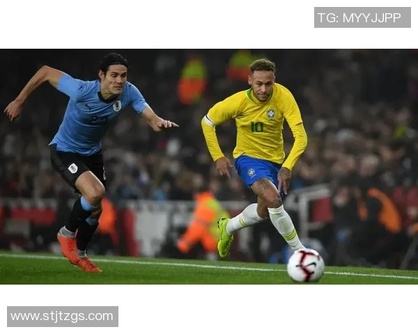 毛彪在足球界的成就与影响力探讨是否可以称其为足球明星